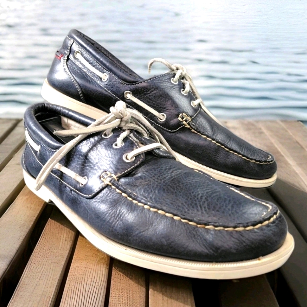 Cole Haan Men's Boat Shoes C10257 Dark Blue White Soles And Laces Size 12 M